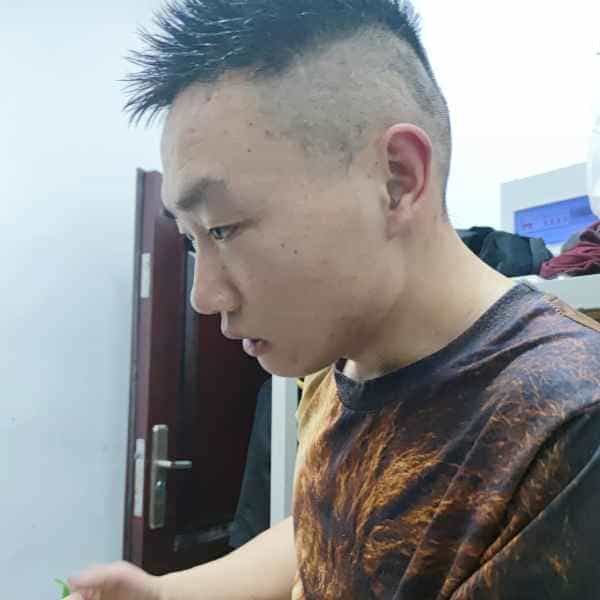 四川28岁单身帅哥真诚找对象-丹东征婚相亲网