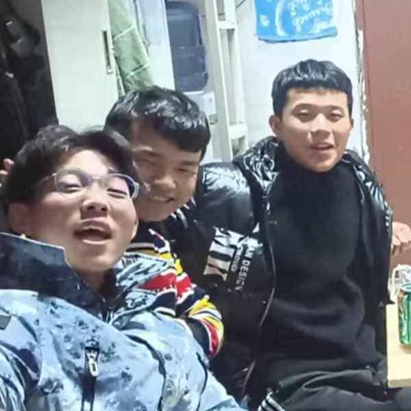 河南27岁单身帅哥真诚找对象-丹东征婚相亲网