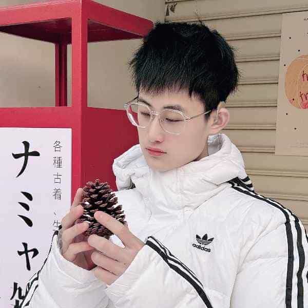浙江23岁单身帅哥真诚找对象-丹东征婚相亲网