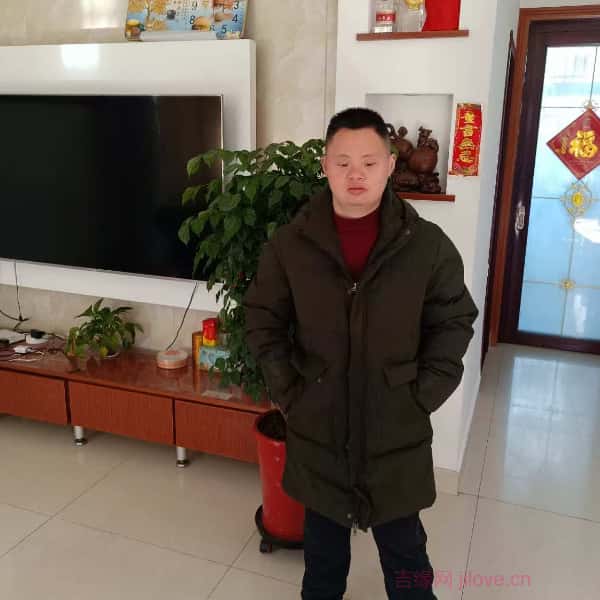 江苏28岁单身帅哥真诚找对象-丹东征婚相亲网