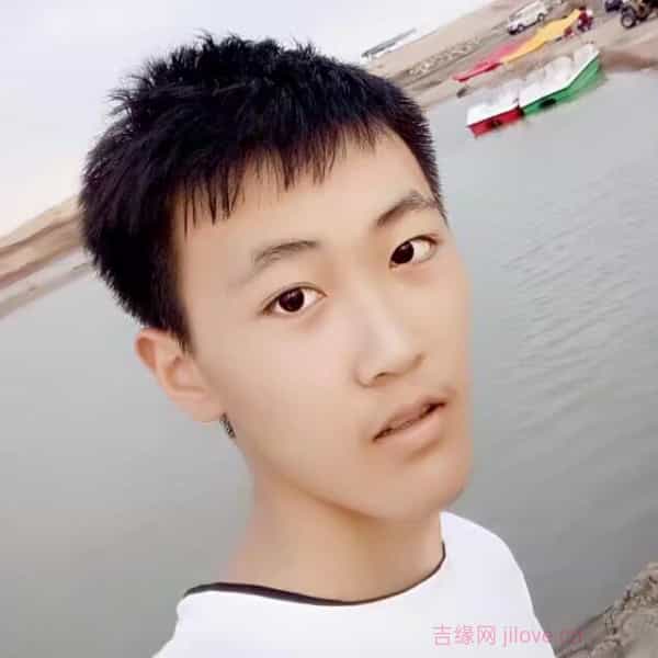 河南24岁单身帅哥真诚找对象-丹东征婚相亲网