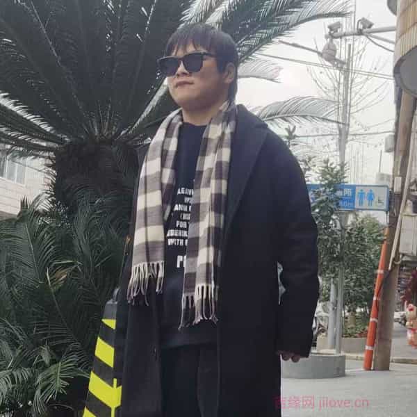 江西20岁单身帅哥真诚找对象-丹东征婚相亲网